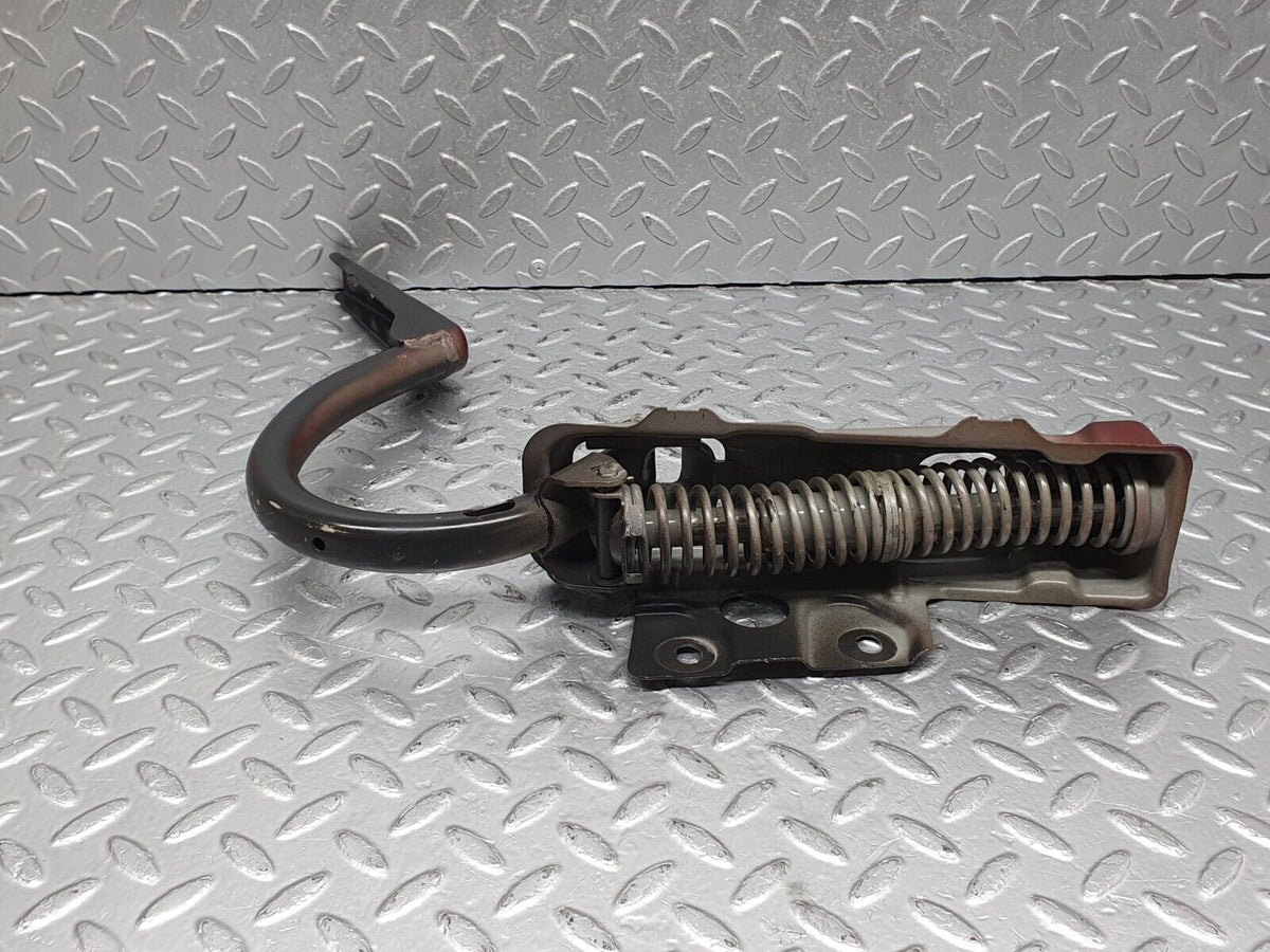 41191 Mercedes-Benz W126 300SE Trunk Hinge Left Side
