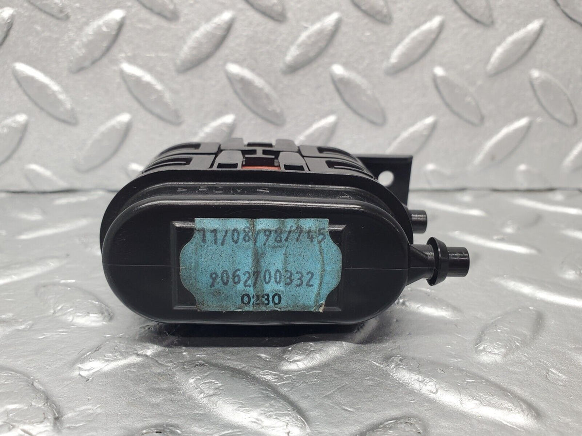 46942 Mercedes-Benz R129 320SL Coupe Heater Box Vacuum Actuator