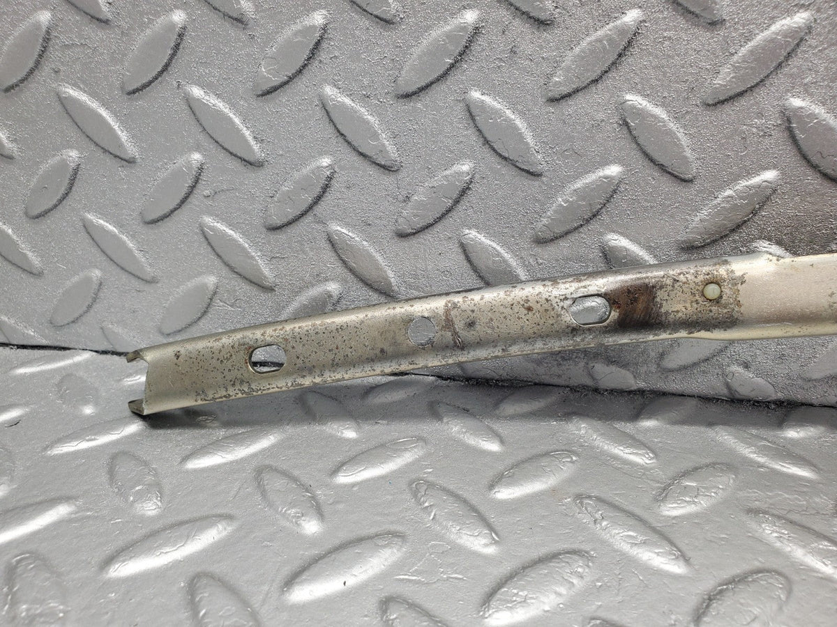 49197 Mercedes-Benz A124 320E Cabriolet Front Left Window Channel