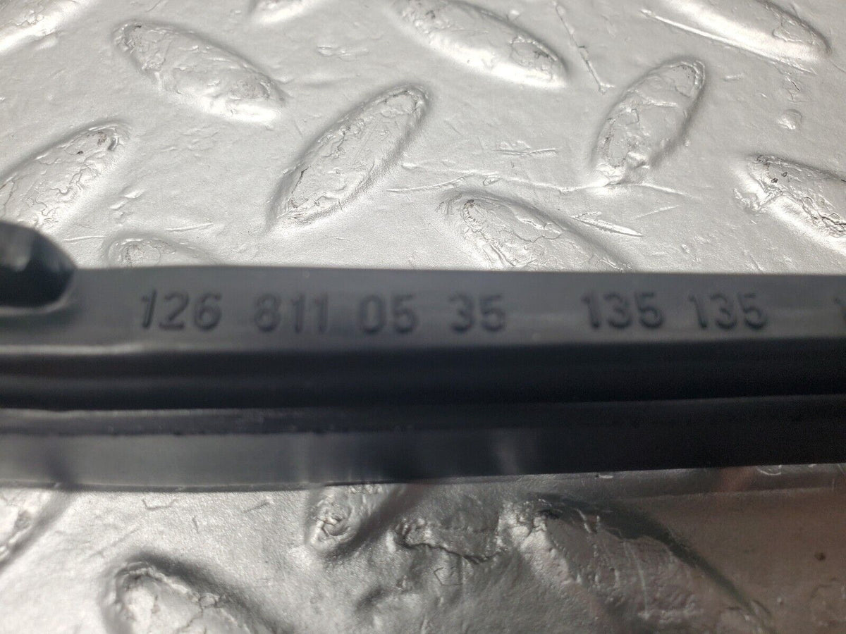 47328 Mercedes-Benz C126 500SEC Coupe Left Wing Mirror Rubber Seal A1268110535