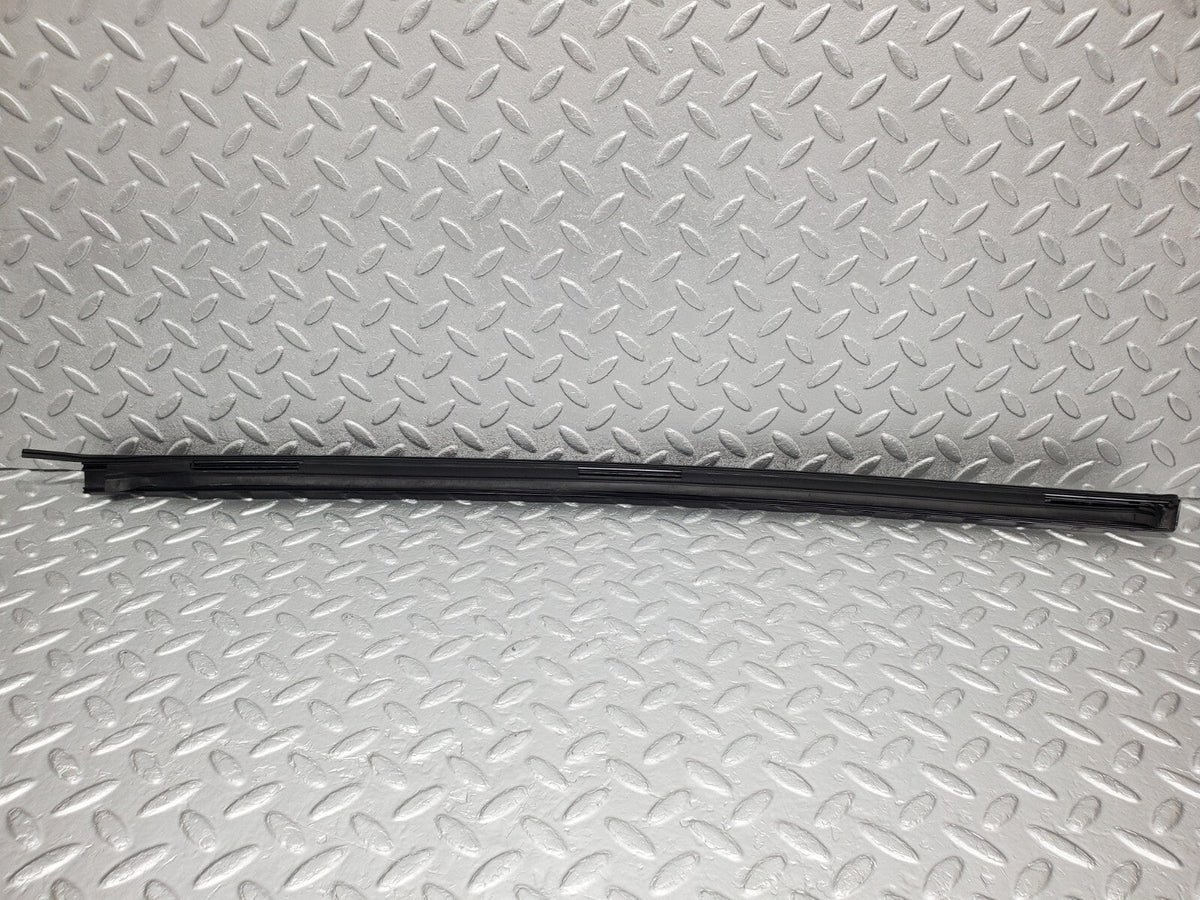 49060 Mercedes-Benz A124 320E Cabriolet A Pillar Exterior Moulding Trim Left