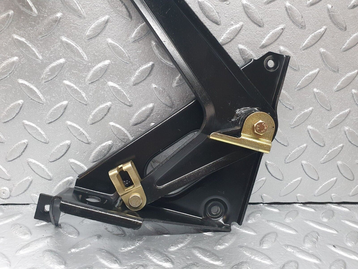 43930 Mercedes-Benz C123 230CE Coupe Handbrake Regulator