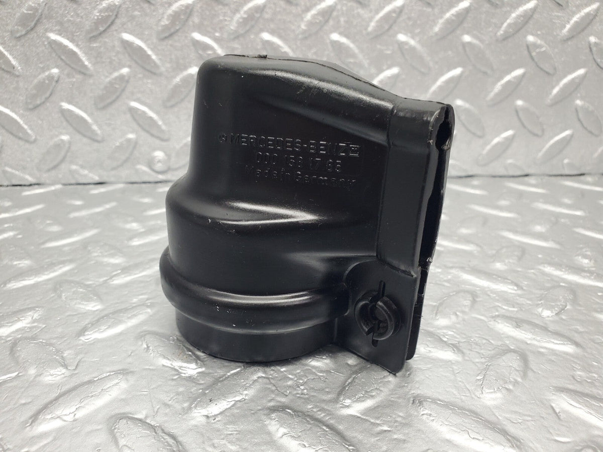 48590 Mercedes-Benz W123 Ignition Coil Protective Cap A0001581785