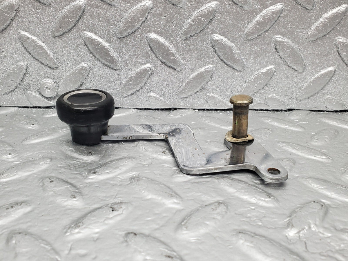 48547 Mercedes-Benz W108 Quarter Window Opener Handle Right Side