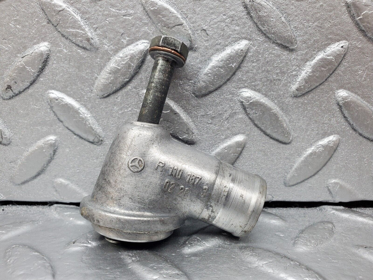 45346 Mercedes-Benz 280E M110.983 Engine Oil Return Pipe A1101870226