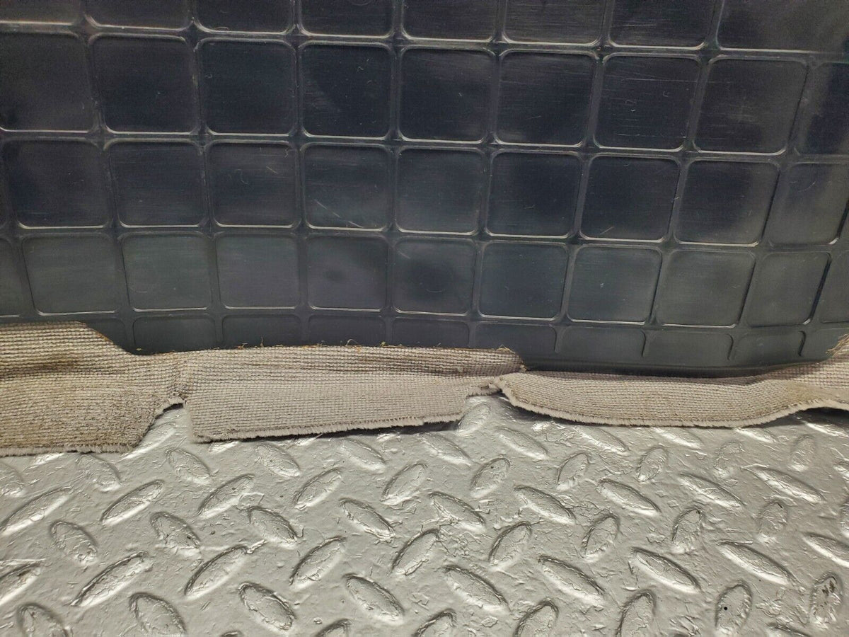 47563 Mercedes-Benz C126 500SEC Coupe Centre Console Carpet Right Grey A1266831225