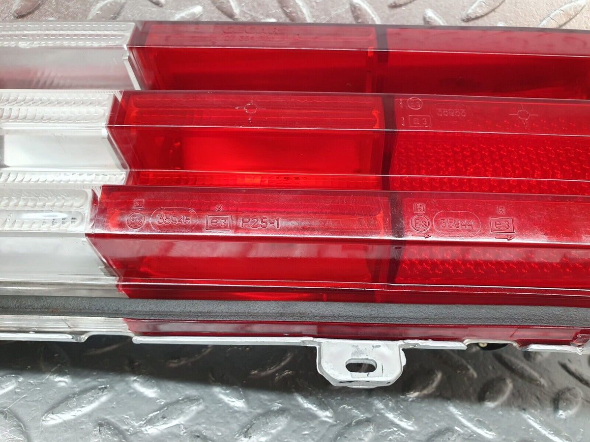 44130 Mercedes-Benz C123 230CE Coupe Tail Light Right Side 22064R