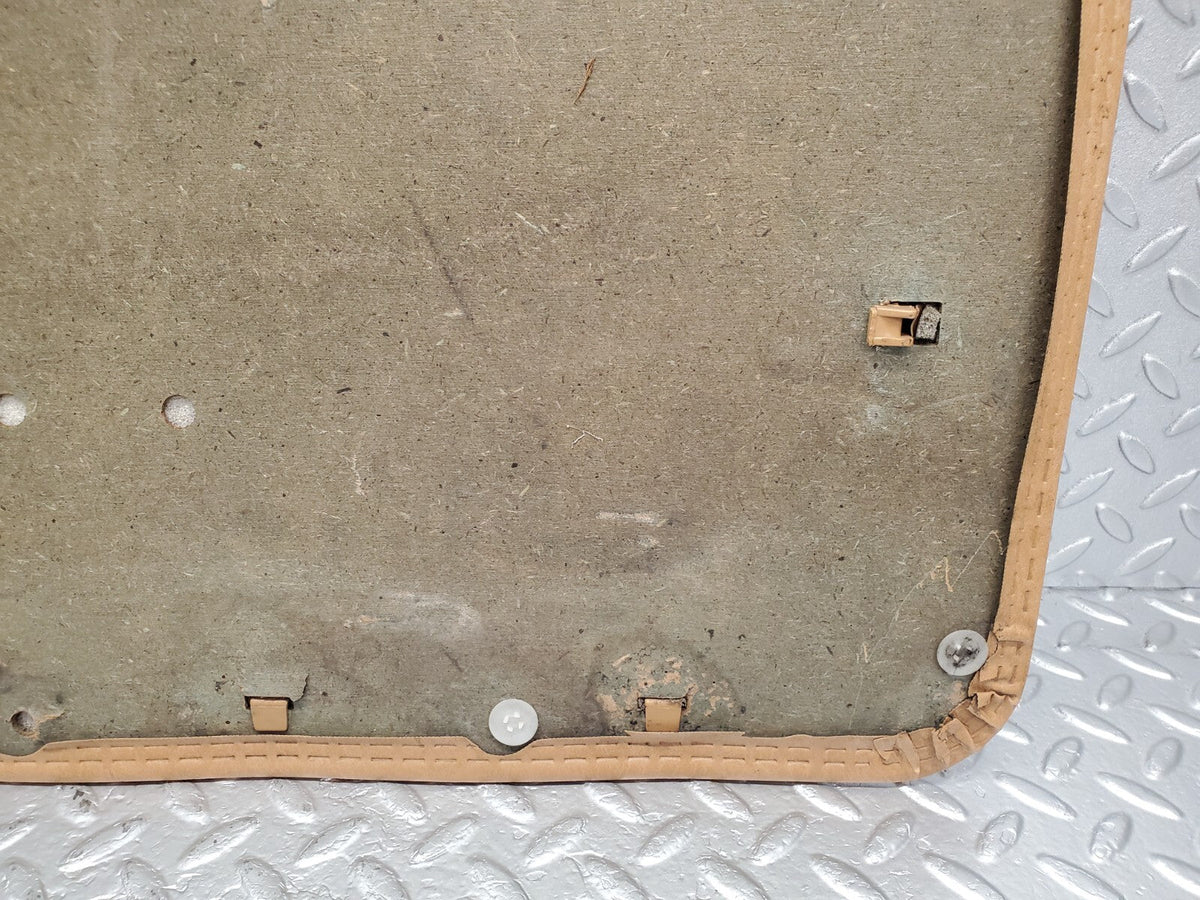 48752 Mercedes-Benz W123 Front Right Door Card