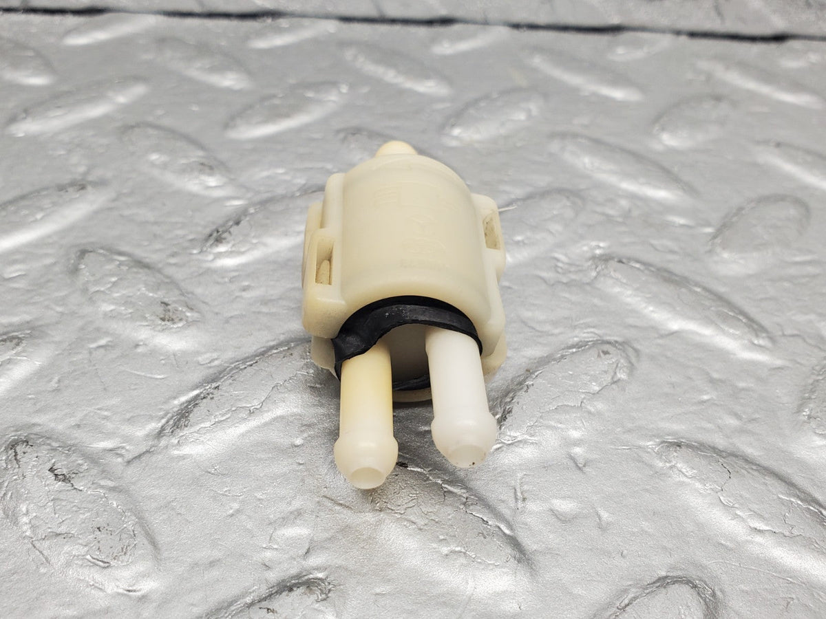 49584 Mercedes-Benz W123 W124 W201 Windscreen Washer Fluid Distributor