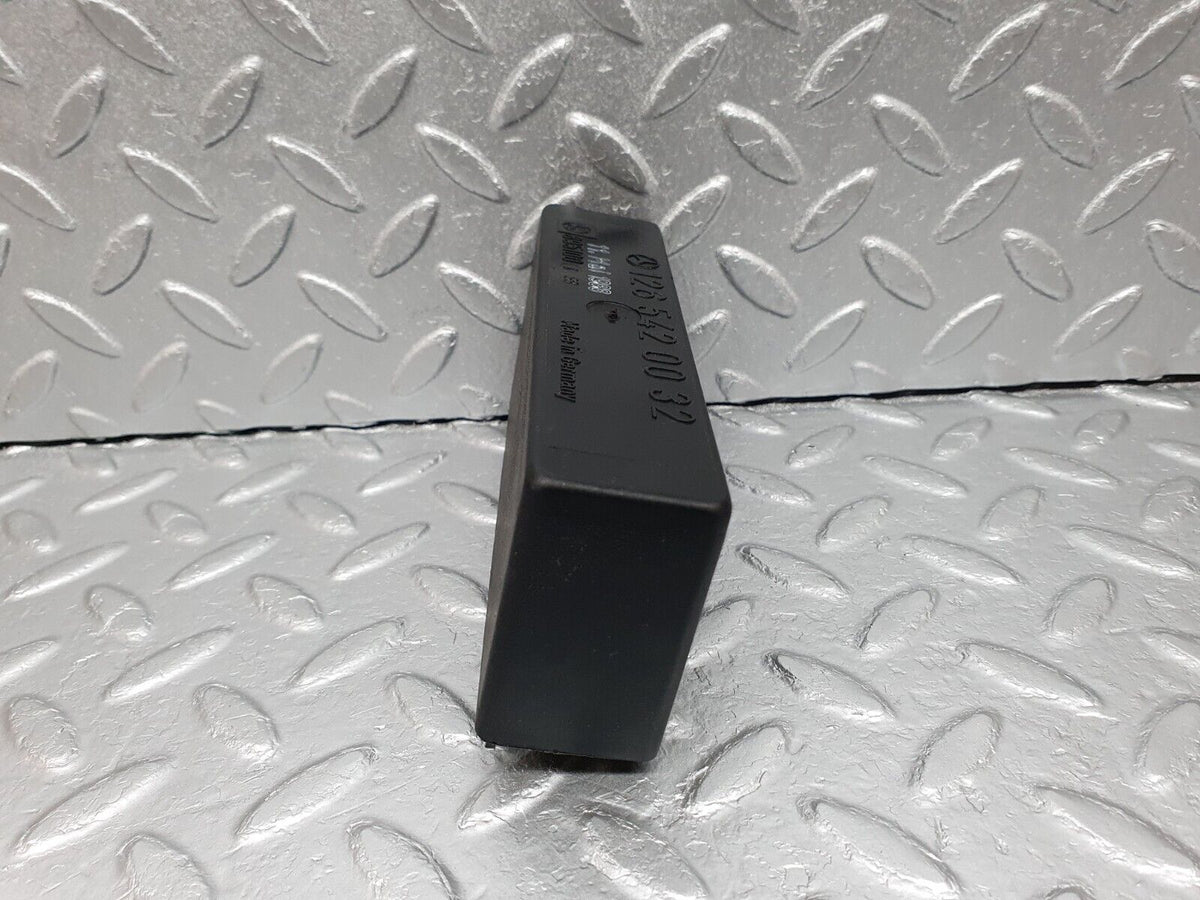 41640 Mercedes-Benz W124 200E Light Control Relay A1265420032