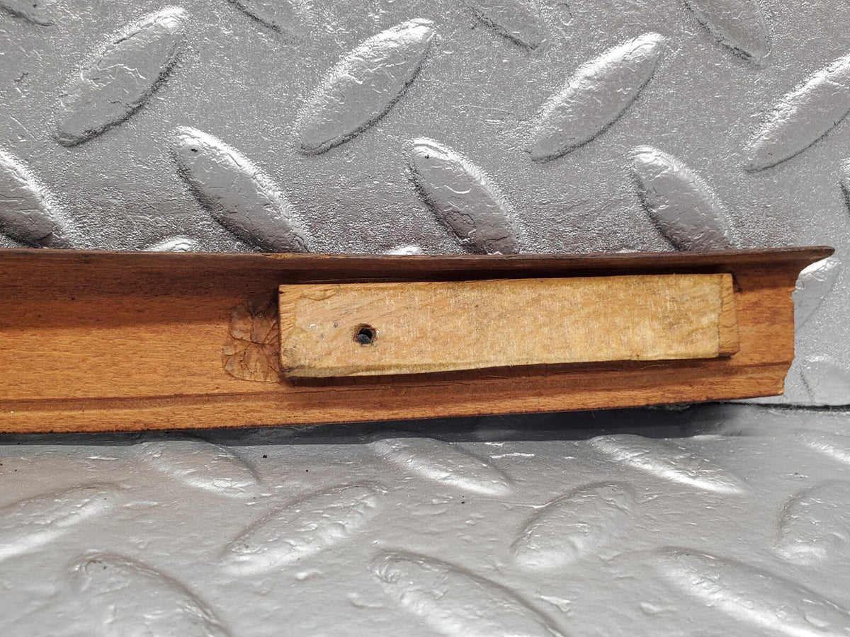 48422 Mercedes-Benz W108 Front Right Door Wood Trim