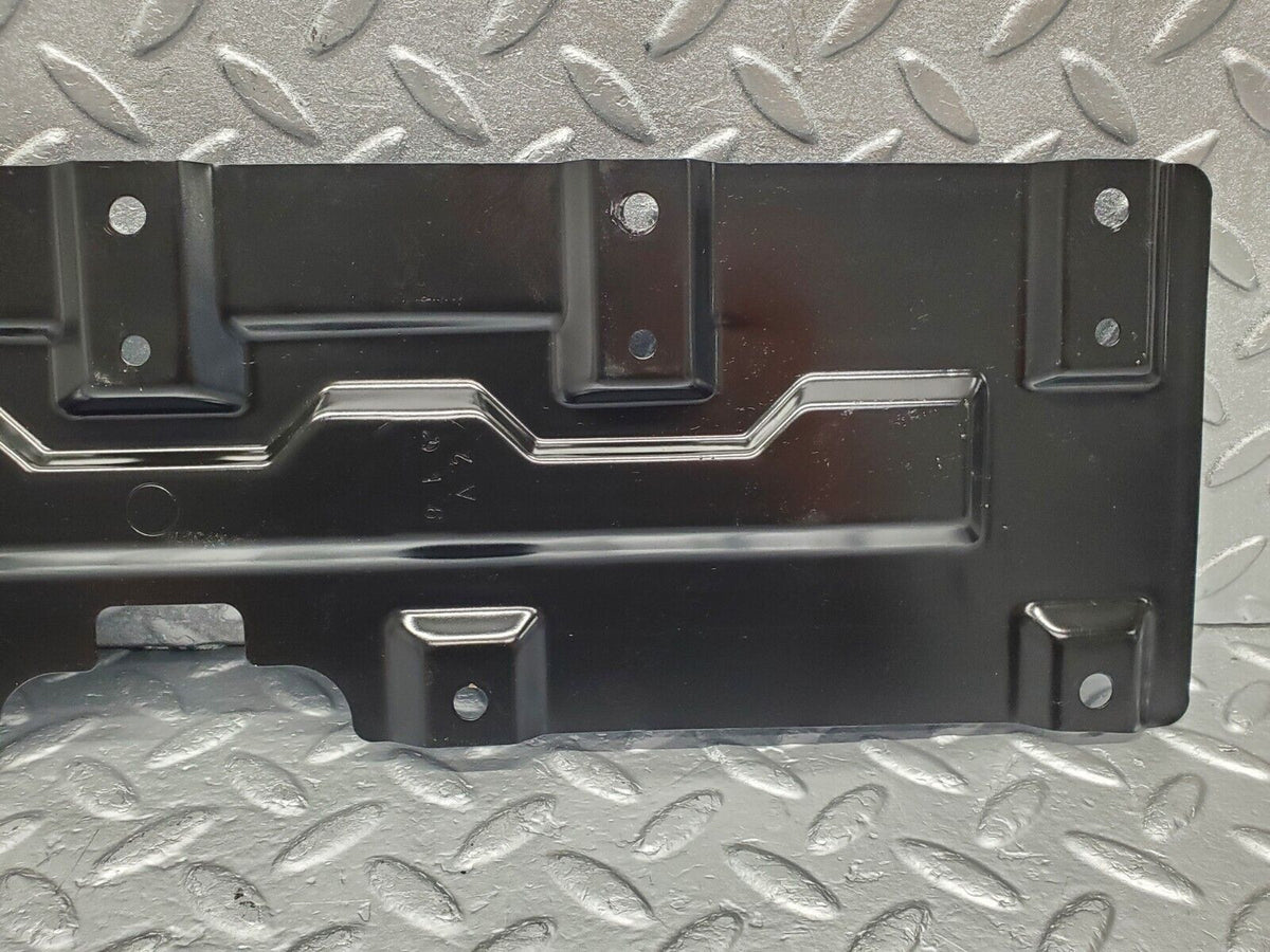 48084 Mercedes-Benz R230 350SL Coupe Trunk Bulkhead Firewall Mount Bracket