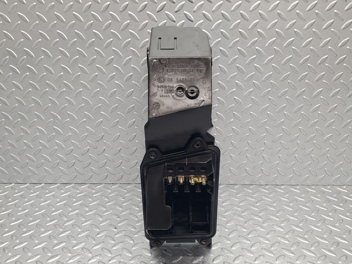 47164 Mercedes-Benz R129 320SL Coupe Fuse Box Housing A1295401105 A1295450747 A1295450403 A1295452200