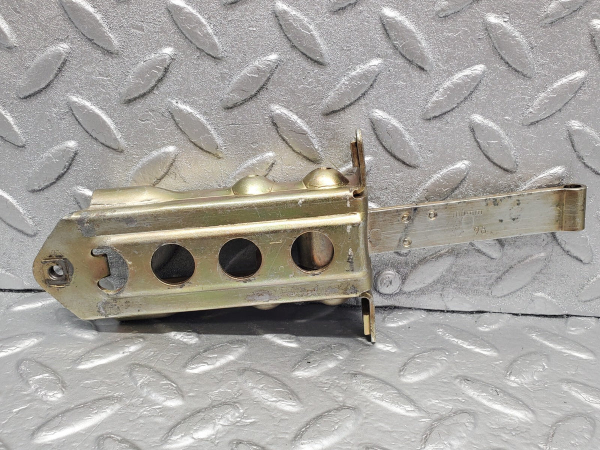 49053 Mercedes-Benz A124 320E Cabriolet Door Safety Check Strap Right Side