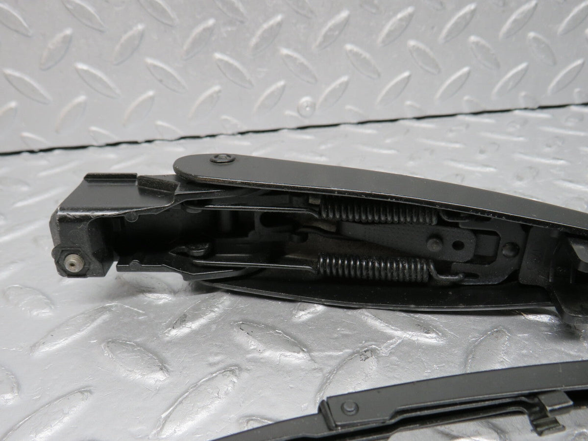 38525 Mercedes-Benz R129 280SL Coupe Windscreen Wiper Arm Bosch