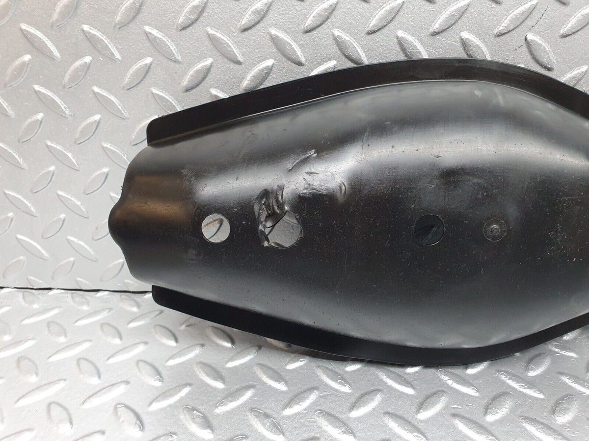 41779 Mercedes-Benz W202 C200 Rear Control Arm Cover 2x A1293520189 A1293520188