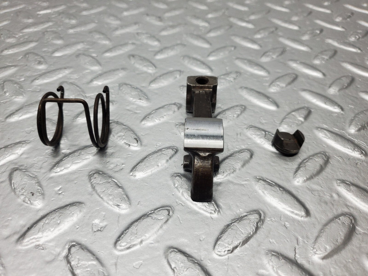 48860 Mercedes-Benz W108 Valve Rocker Arm With Retaining Spring & Tappet