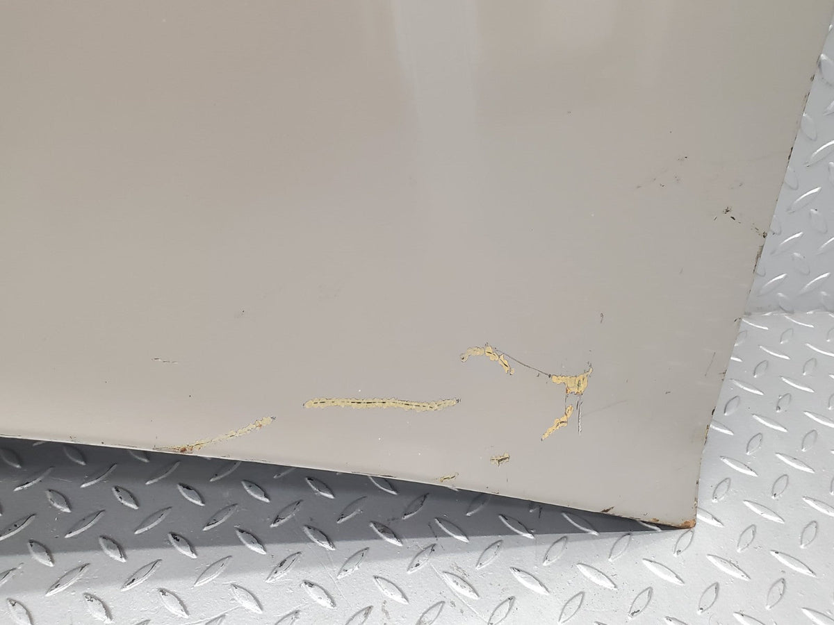 49484 Mercedes-Benz W201 Bonnet