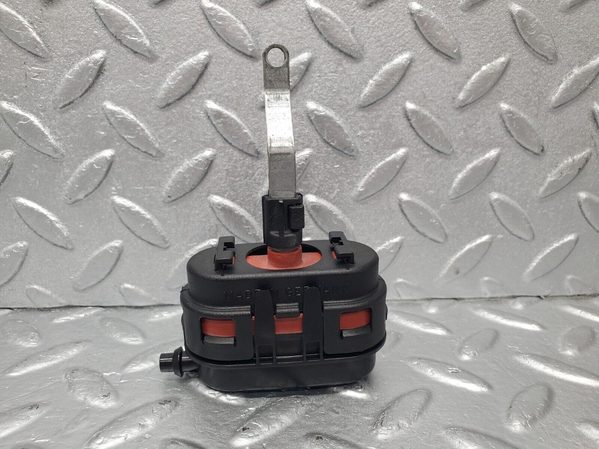 46999 Mercedes-Benz R129 320SL Coupe Heater Box Vacuum Actuator
