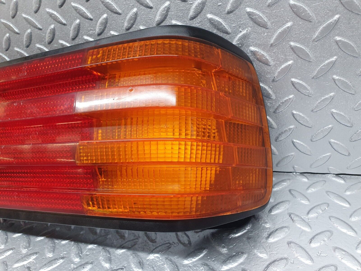 43621 Mercedes-Benz C126 380SEC Coupe Tail Light Right Side A1268201064