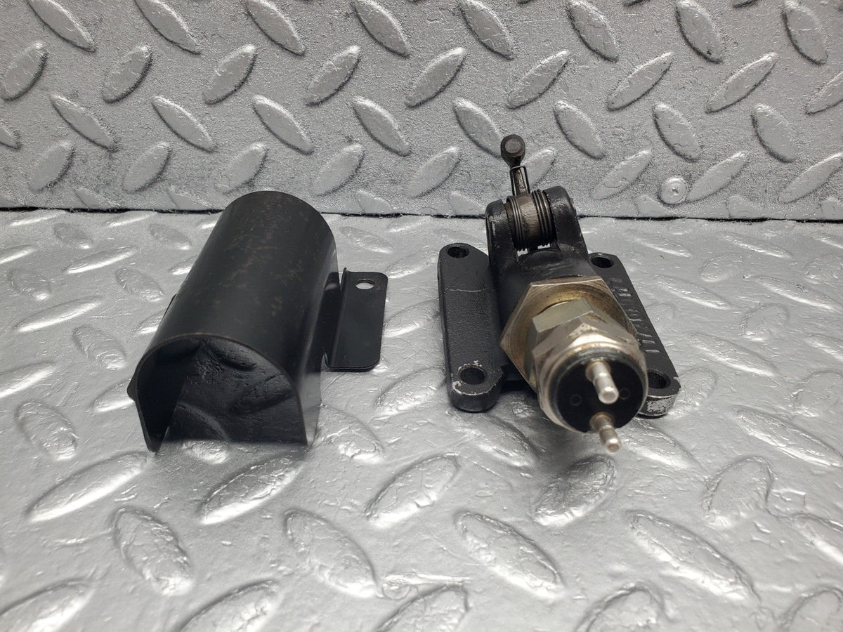 50509 Mercedes-Benz W108 280SE 3.5 Kick Down Switch With Bracket A1123040127