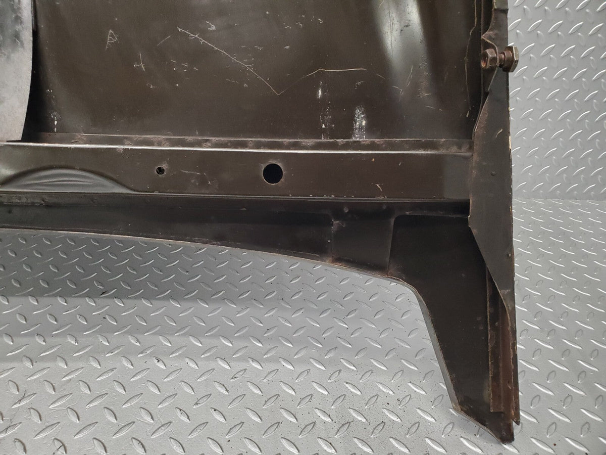 48746 Mercedes-Benz W108 Bonnet