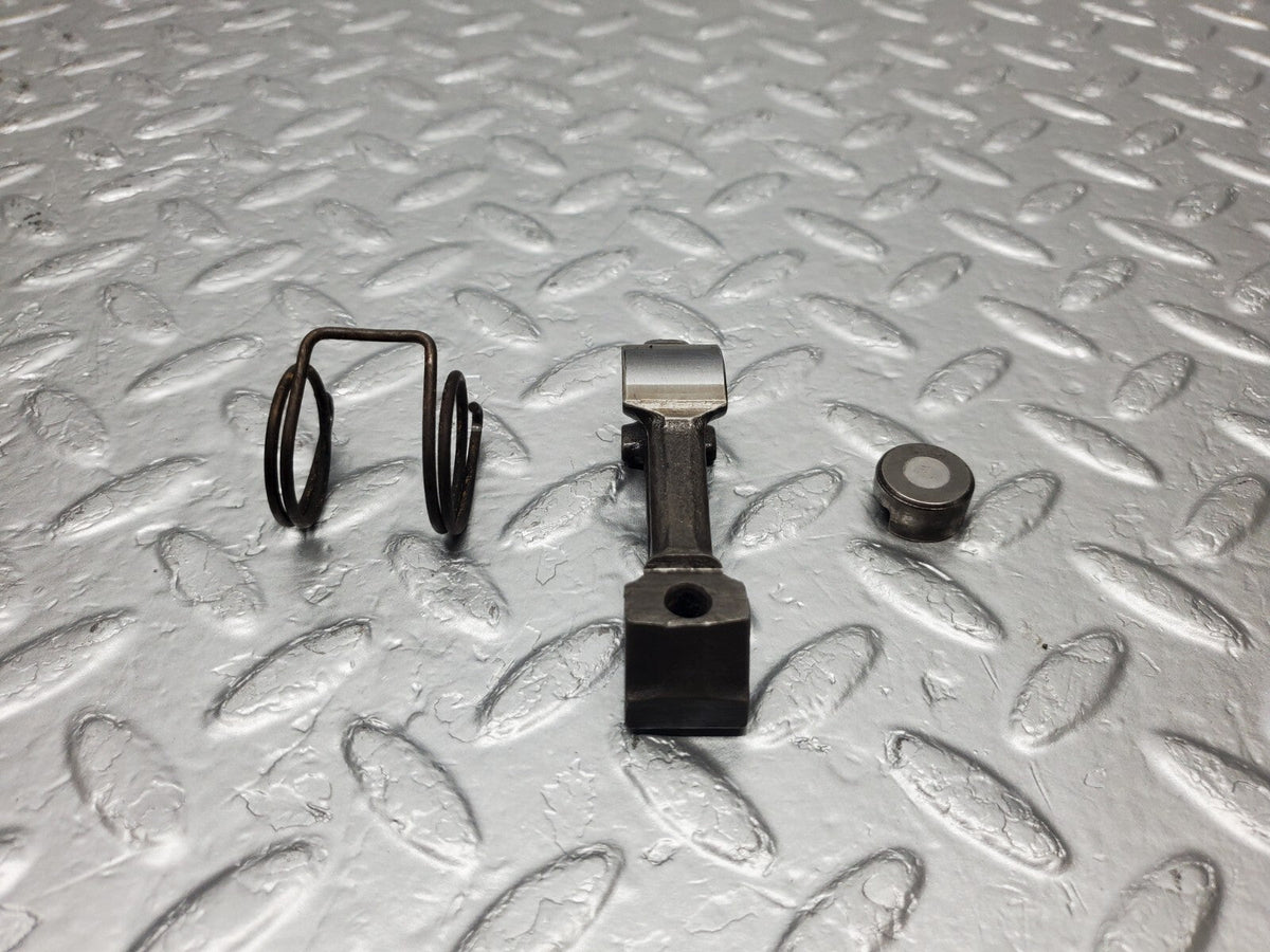 48879 Mercedes-Benz W108 Valve Rocker Arm With Retaining Spring & Tappet