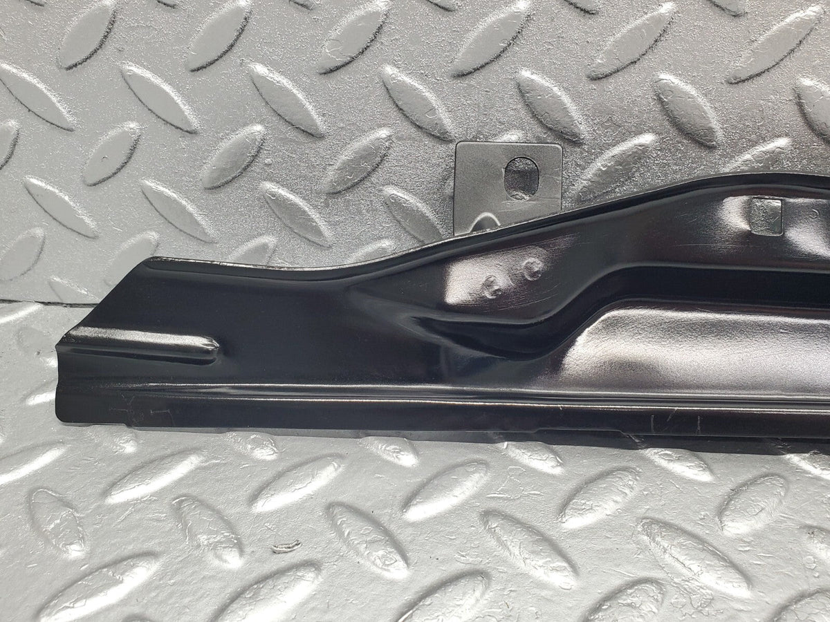 48990 Mercedes-Benz A124 320E Cabriolet Rear Left Window Upper Support Bracket