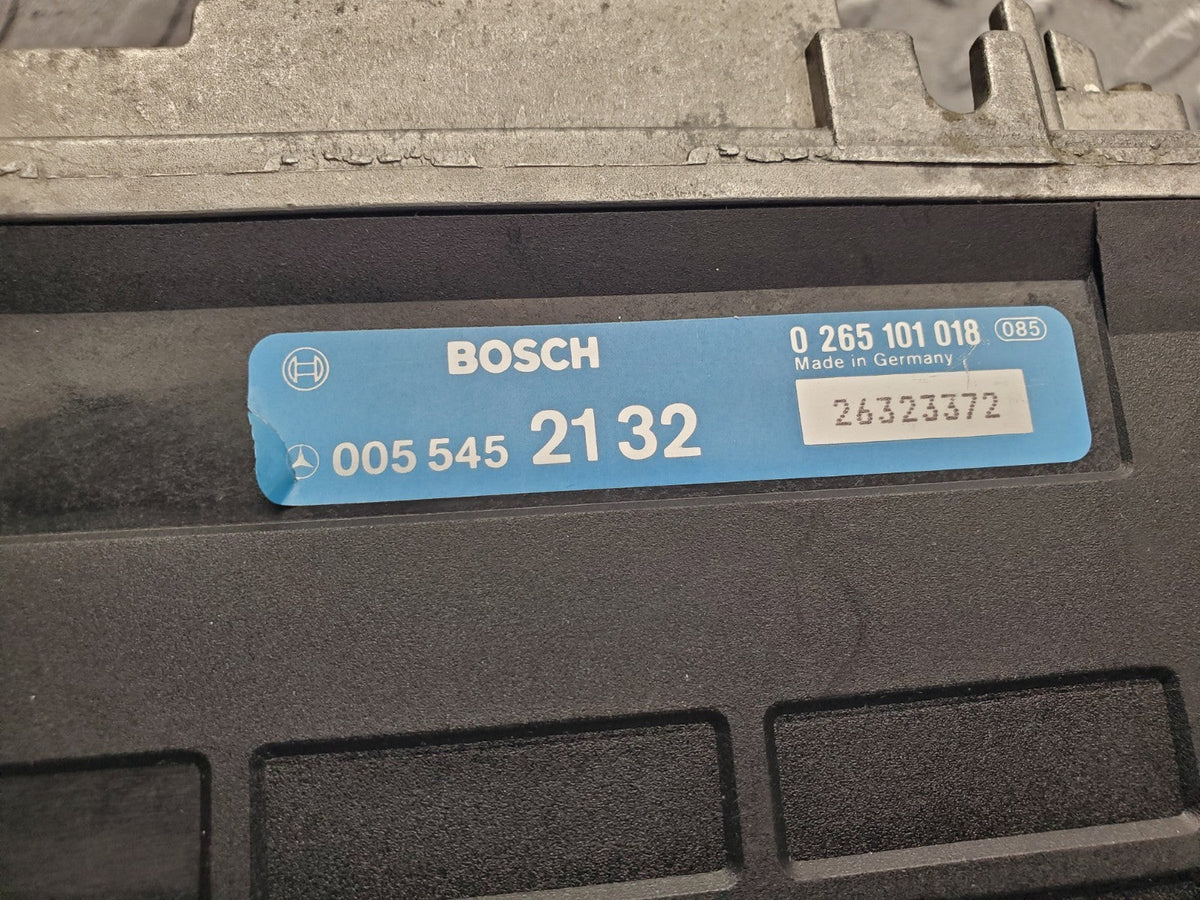 51326 Mercedes-Benz W126 ABS Control Unit Bosch A0055452133 0265101018