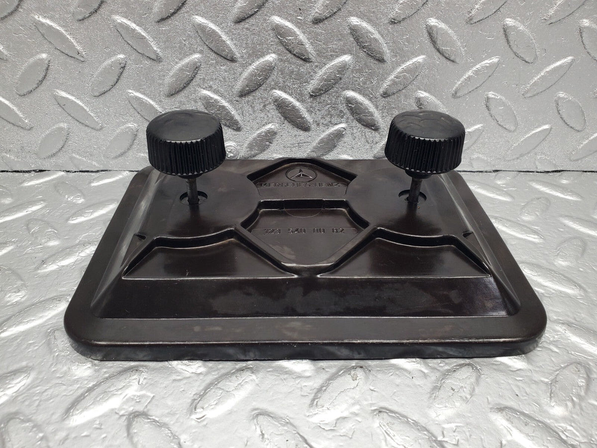 48677 Mercedes-Benz W123 Fuse Box Cover Lid A1235400082