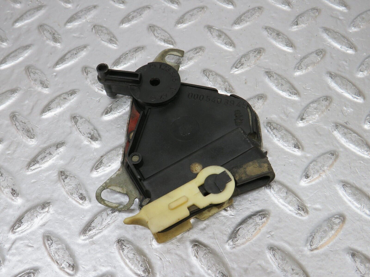 31841 Mercedes-Benz W201 190LE 1.8L Reverse Light Switch A0005403945