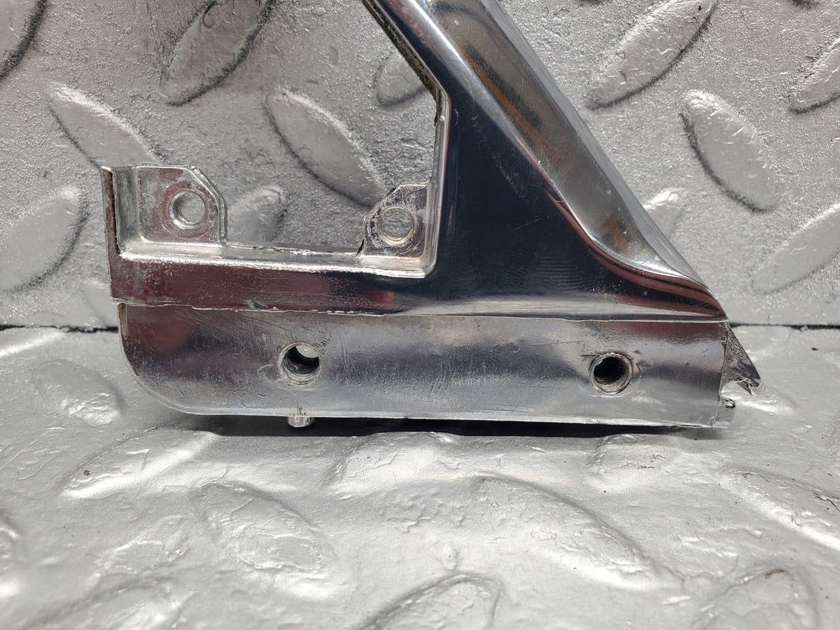 49526 Mercedes-Benz C123 230CE Coupe Right Wing Mirror Triangle Chrome Bracket