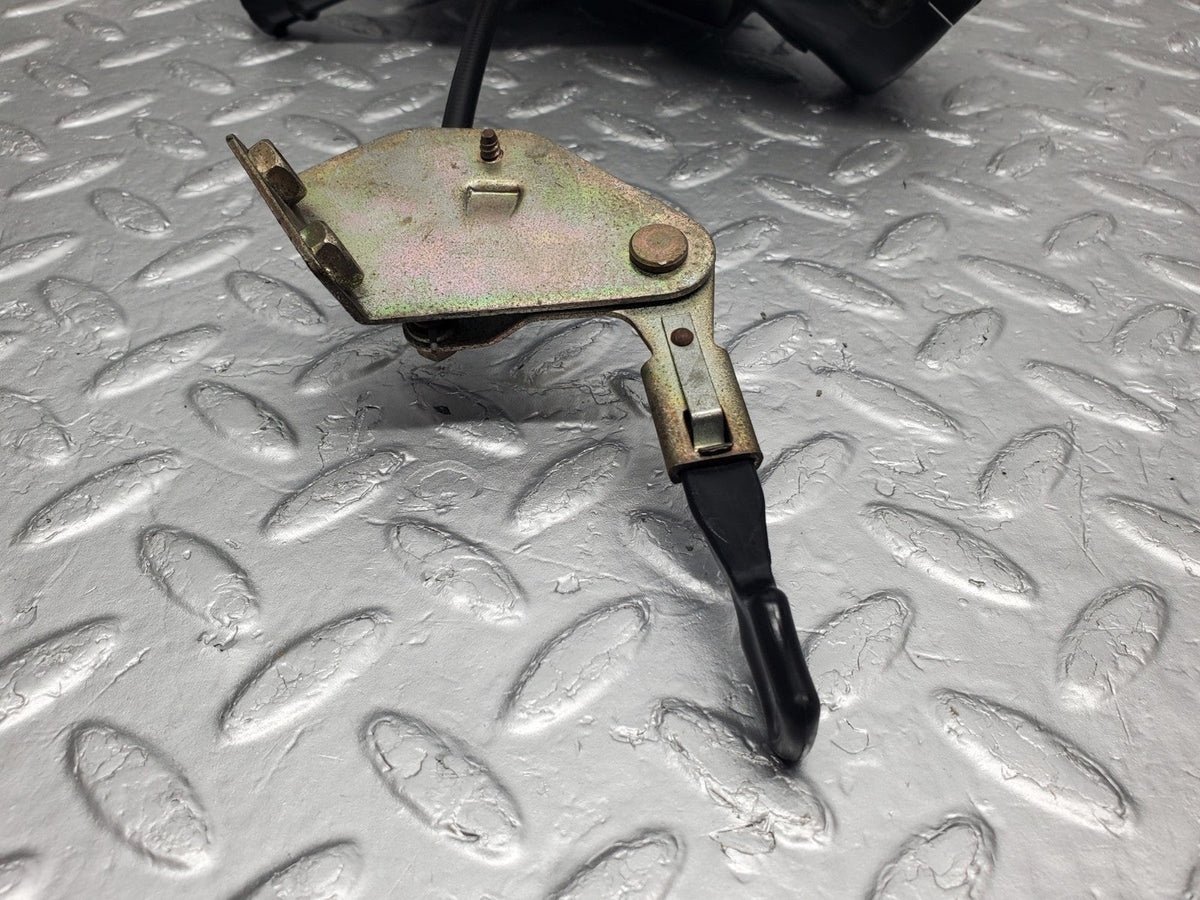 50639 Mercedes-Benz W108 280SE 3.5 Air Vent Control Left Side A1088301145