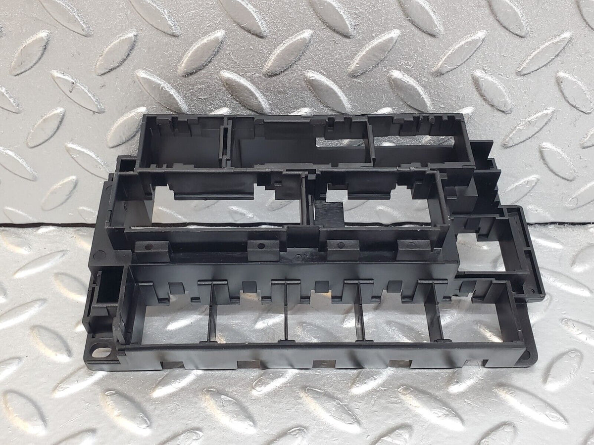44723 Mercedes-Benz W124 220E Fuse Relay Holder Bracket A1245450140