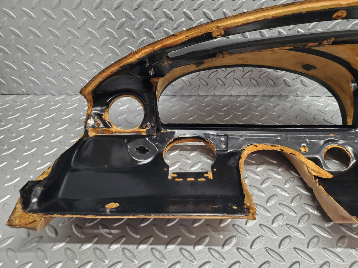 50004 Mercedes-Benz R107 380SL Dashboard