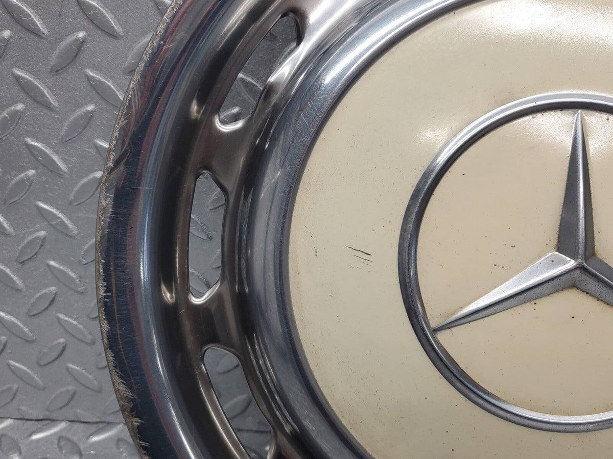 48393 Mercedes-Benz Wheel Trim Hub Cap 14"