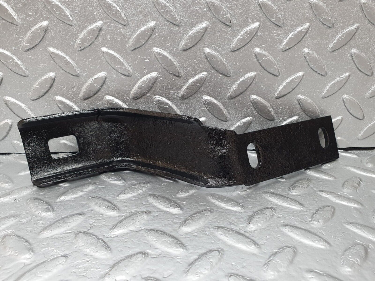 44220 Mercedes-Benz C123 230CE Coupe Rear Bumper Bracket
