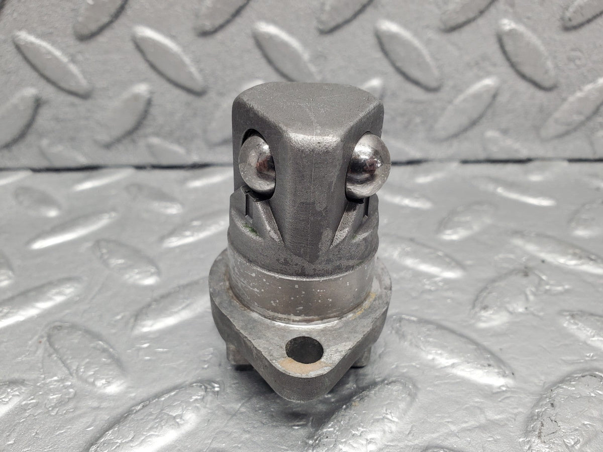50413 Mercedes-Benz Manual Gearbox Interlock Cage 717.411 A1232600573