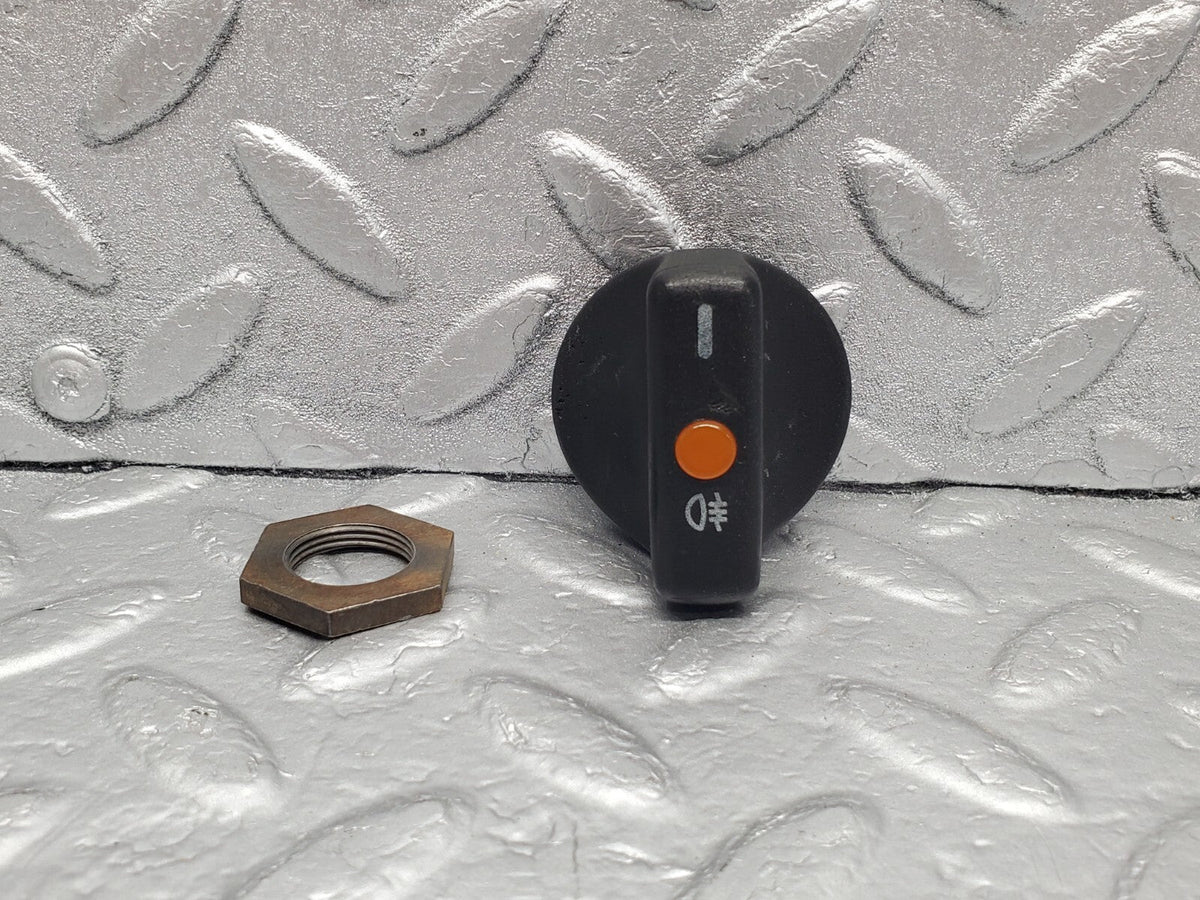 48953 Mercedes-Benz A124 320E Cabriolet Headlight Switch Knob