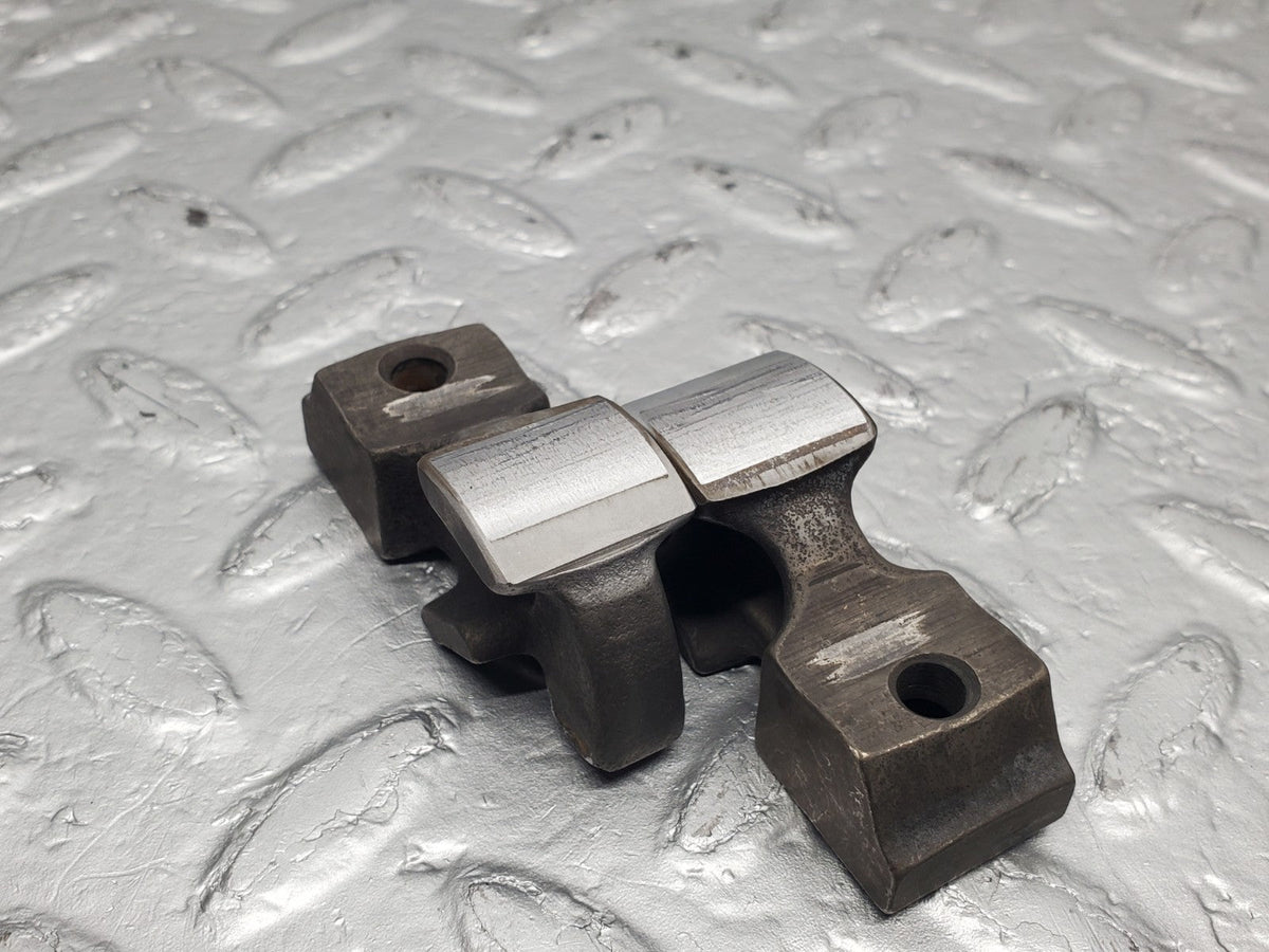 50973 Mercedes-Benz W108 280SE 3.5 Valve Rocker Arm With Spring & Tappet