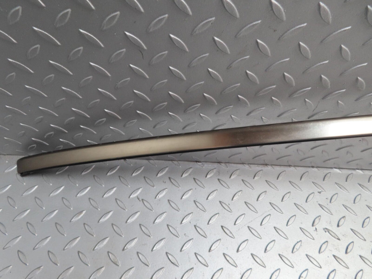 16508 Mercedes-Benz W124 260E Roof Chrome Right Side