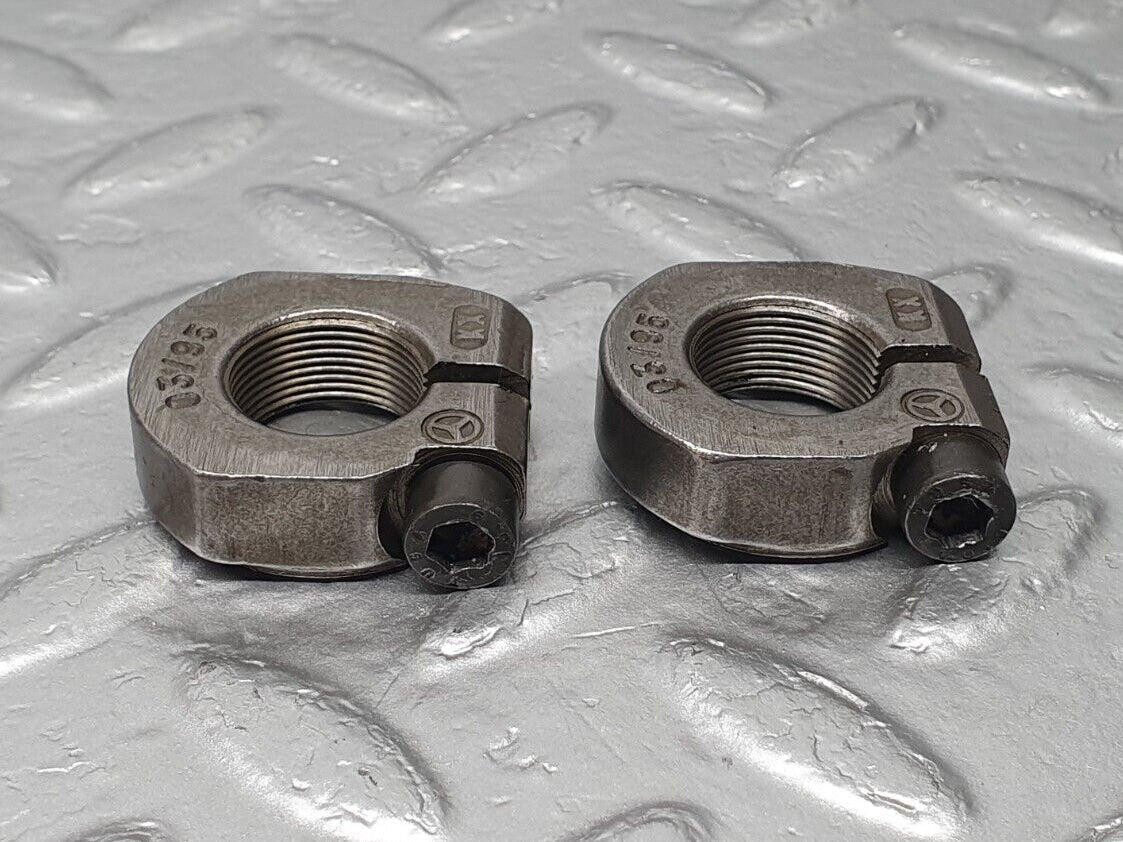 42299 Mercedes-Benz R129 320SL Coupe Wheel Hub Locking Cap Sets