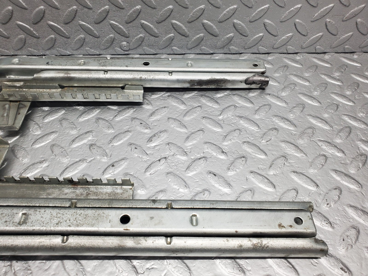 50226 Mercedes-Benz W123 Front Right Seat Rail Pair