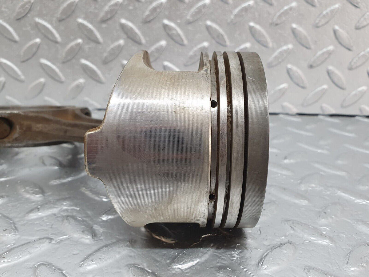 43778 Mercedes-Benz C126 380SEC Coupe Piston With Connecting Rod 88.010 11610