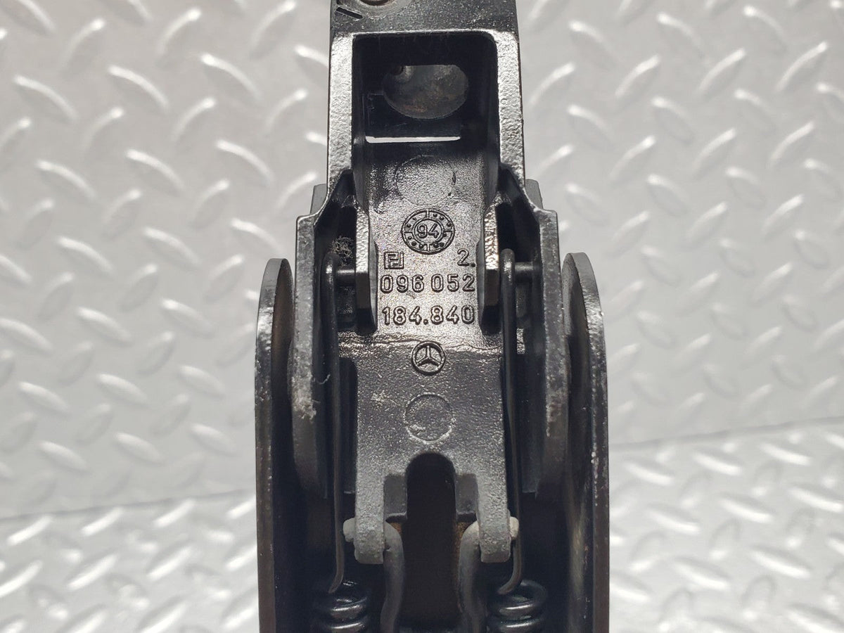 49263 Mercedes-Benz A124 320E Cabriolet Wiper Arm 096052184.840