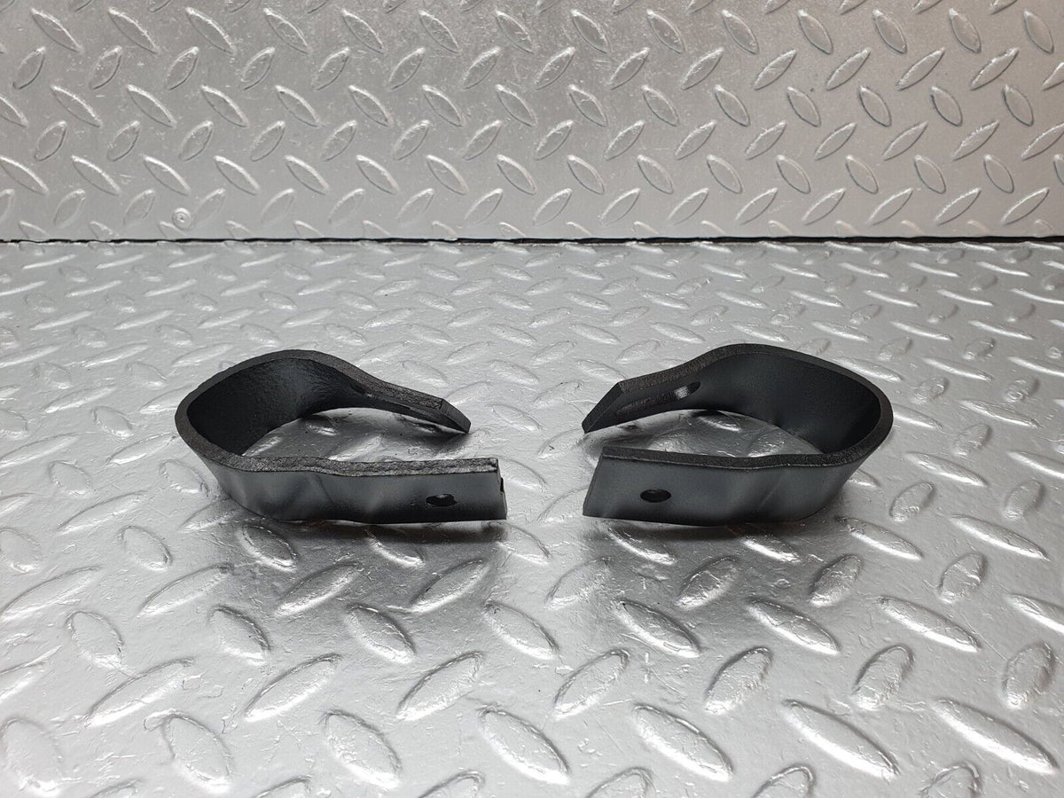 40837 Mercedes-Benz W123 300D Front Bumper Bracket