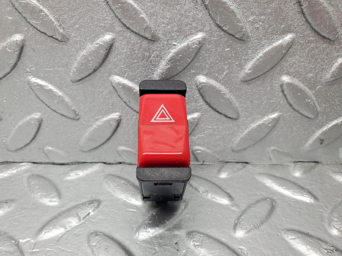 46538 Mercedes-Benz C123 280CE Coupe Hazard Warning Light Switch A0008209010
