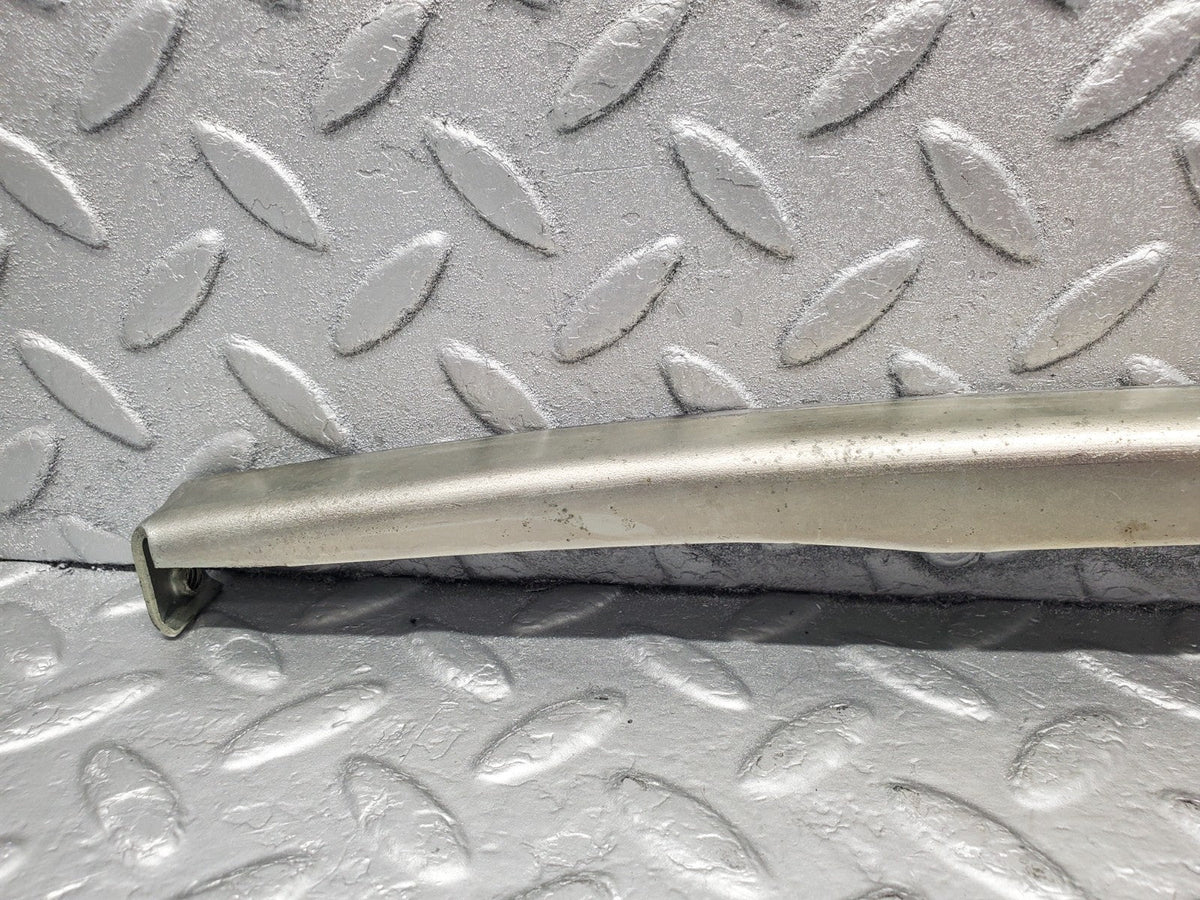 49196 Mercedes-Benz A124 320E Cabriolet Front Right Window Channel