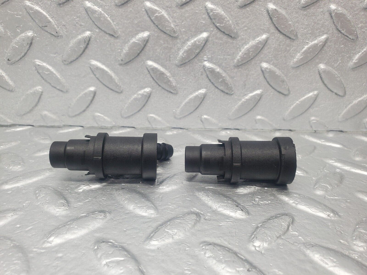 46040 Mercedes-Benz W126 420SE Fuel Injector Holder 2X