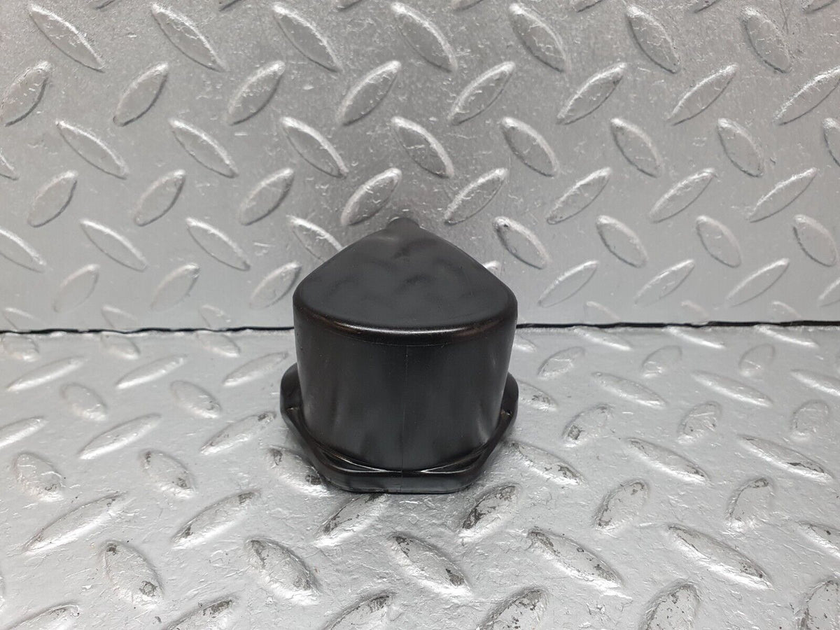 41091 Mercedes-Benz W126 300SE Ignition Coil Cover Cap A0001582285